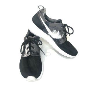 NIKE Roshe One Shoes Sneakers Size 8 Logo Black